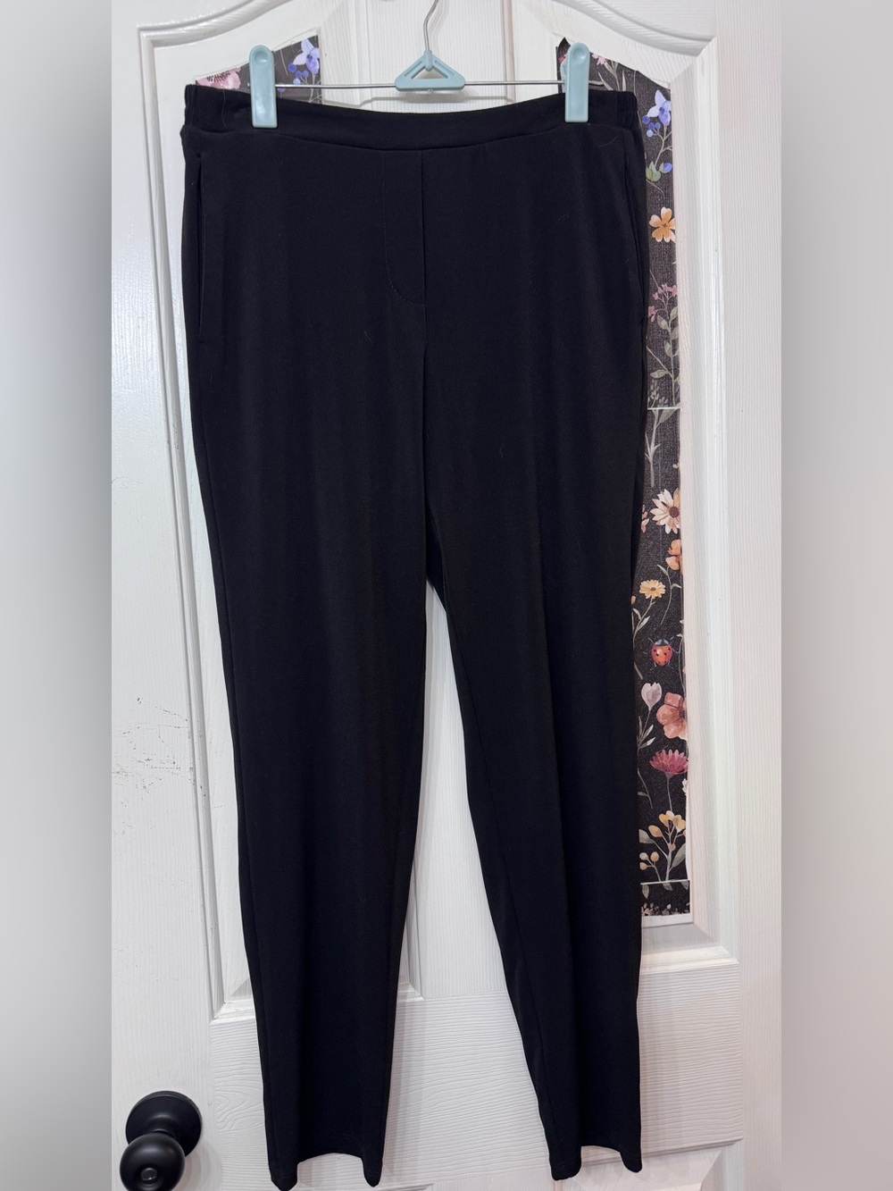 BCBGeneration Black Skinny Ponte Pants